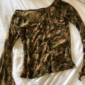 Papaya cropped bell sleeve blouse